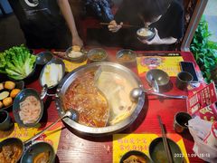 -谭鸭血老火锅(远大购物广场店)