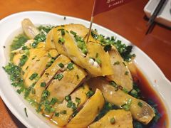 -魏铭鱼头捞饭(晋阳路店)