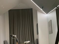 -上海虹桥中心爱琴海亚朵S酒店