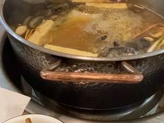 -乳仔牛牦牛汤锅 烤羊排(松潘古城店)