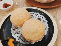 蜜汁叉烧包-点都德(盘福楼店)