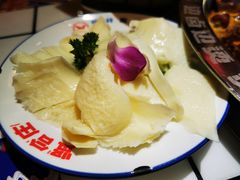 -贤合庄卤味火锅(安吉万达店)
