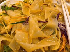 石河子凉皮-巴扎美食·新疆菜·西域歌舞表演餐厅(新疆大厦店)