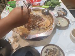 -尚品海鲜肥牛自助火锅(湖明店)