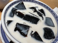 -邹开喜·炭炉鸡煲·海鲜火锅(虹口足球场店)