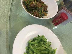 -老唐三下锅 ·张家界地标美食(溪布街店)