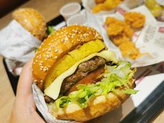-The Habit Burger Grill 哈比特汉堡(复兴soho店)