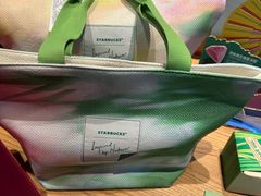 -星巴克(杭州东站东到达店)