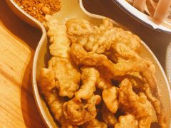 -野山舂·贵州现舂酸汤火锅(鸿通城店)