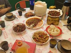 -堂瓦里·33年传统赣菜(第一街区店)