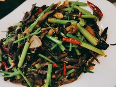 爆炒羊杂-哈啾嗨·新概念蒙餐(红星新城店)