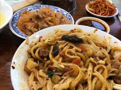 -王菊美食街·王菊面馆(总店)