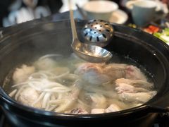 -东椰·海南椰子鸡火锅(朝阳门店)