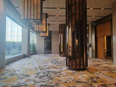 -上海龙之梦万丽酒店