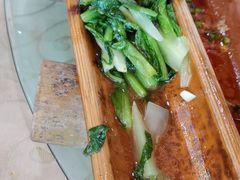 -油田美食农庄