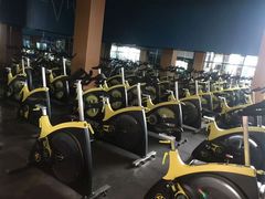 -零距离国际健身游泳中心(九龙湖店)