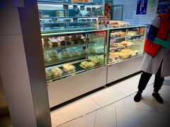 面包甜点陈列柜-白玉兰食品(甜云店)