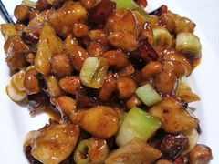 宫保鸡丁-渝信川菜(华盛店)