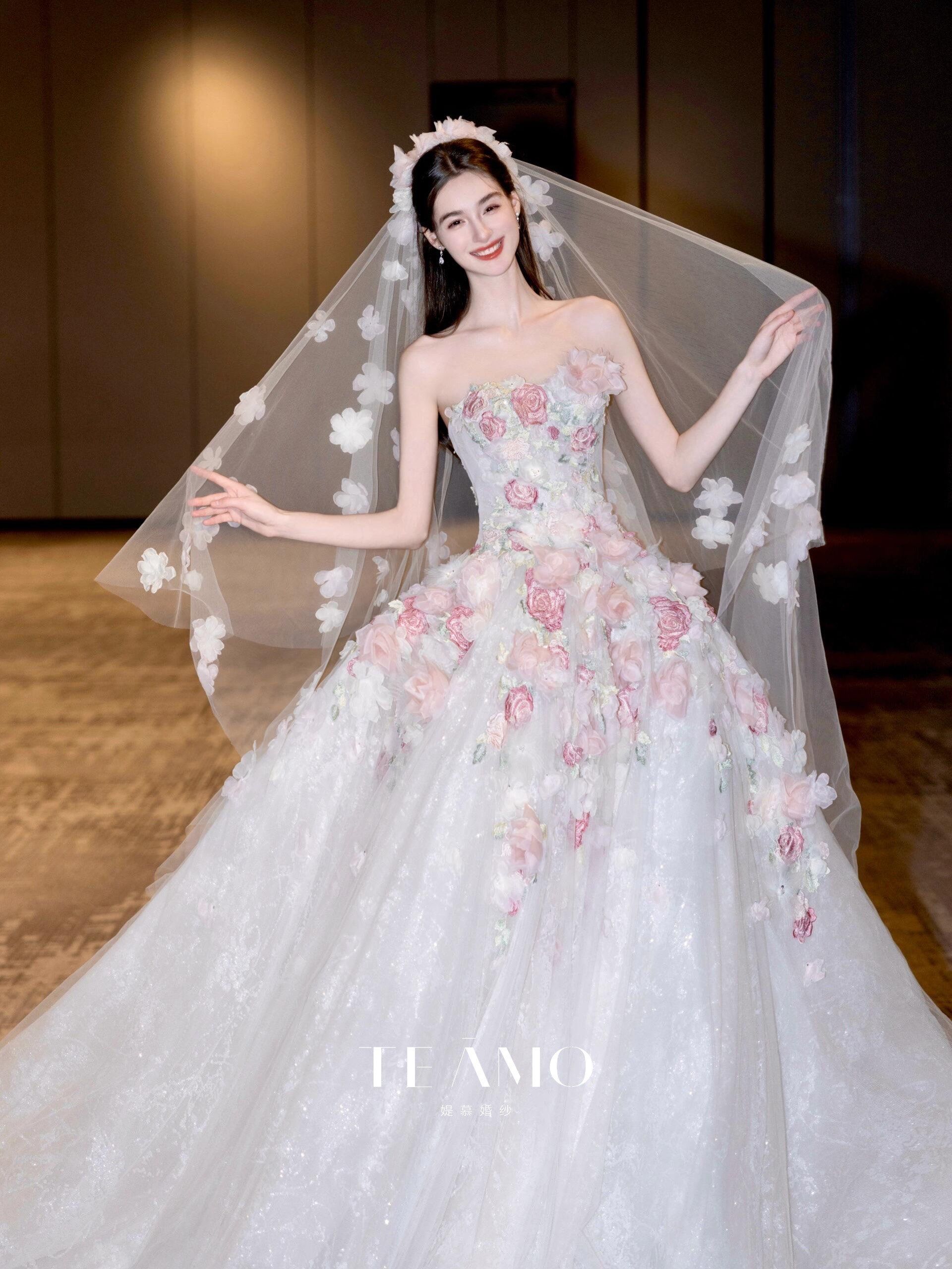 婚礼的梦幻裙摆78