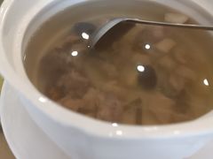 -梁山人家
