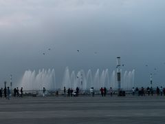 -东港音乐喷泉广场