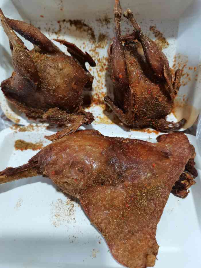 道口童子鸡(镇江路店)-"93深夜刷抖音总是能康到金陵小区9415的