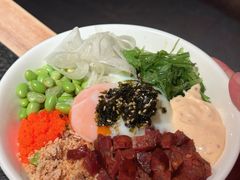 -三出山火锅(南京万象天地店)