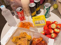 -BHC炸鸡(明洞总店)