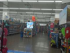 -迪卡侬(西华店)