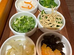 -良米山·云南野生菌过桥米线(上海首店)