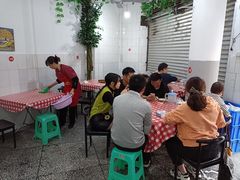 -洪霞餐馆