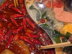 -巴国妹子毛肚火锅(蓝光悦城店)