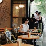 Get上海东湖路度假感Brunch西餐厅