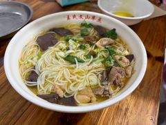 -文山荷鲜居(翠湖店)