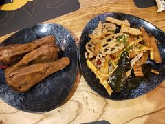 -嘎嘎鸭脑壳(蜀汉路店)