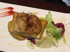 -悦享绿山墙西餐厅