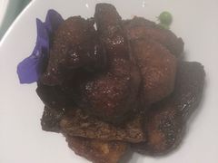 老上海熏鱼-新吉士·上海菜(浦东LCM置汇旭辉店)