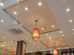 -侬佳蒸菜馆(听潮店)