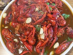-陆记牛庄·碳锅龙虾烧烤(爱上花园店)
