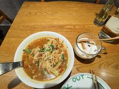 -一坐一忘云南菜(嘉里中心店)
