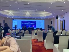 -上海虹桥西郊假日酒店