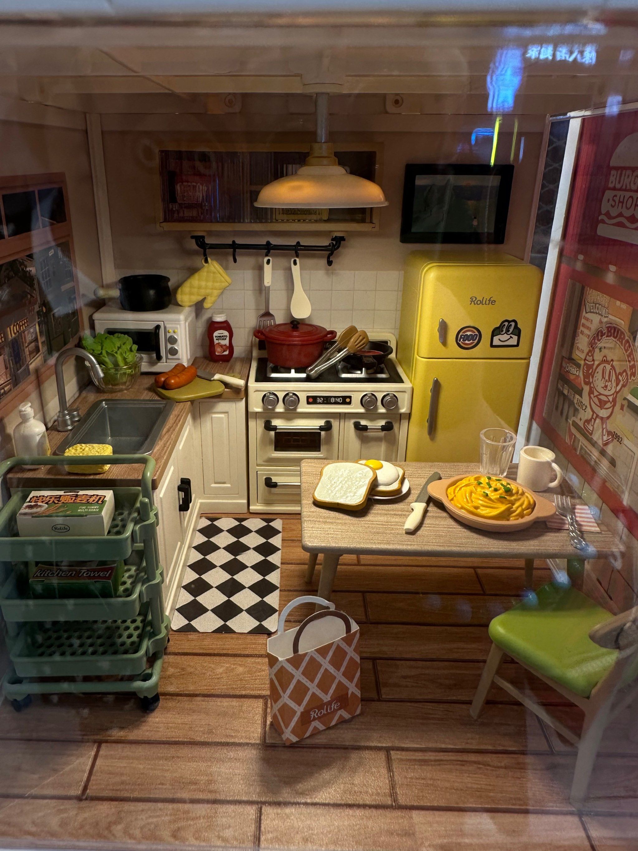 真的是小时候用纸都想做的小型娃娃家