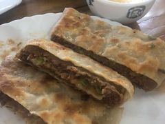 -溢心园香河肉饼总店