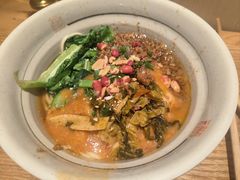 -呼啦面馆·头牌豌杂面(珠江国际B区店)