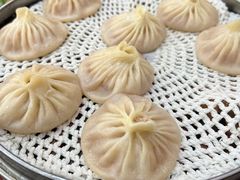 -正宗开封黄家灌汤小笼包子