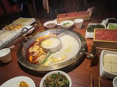 -巴邑火锅·夜宵(港隆广场店)