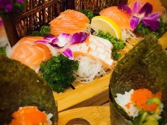 -青瓦餐厅·生鱼片·韩园烤肉(西塔店)