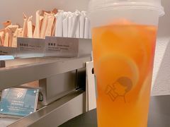 滿杯水果四季春-喜茶(深圳海岸城店)