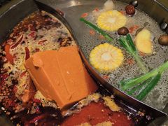 -小天鹅火锅·一线江景洪鼎旗舰店(洪崖洞店)
