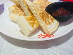 -肥肥虾庄·金牌油焖大虾(首义路店)